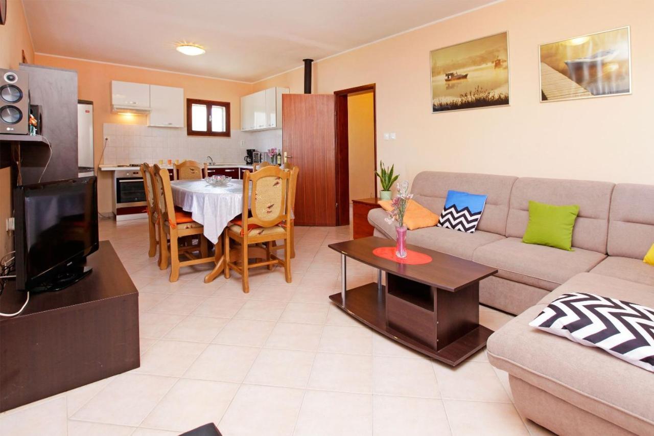 Olive'S Garden House Villa เวลาลูกา ภายนอก รูปภาพ